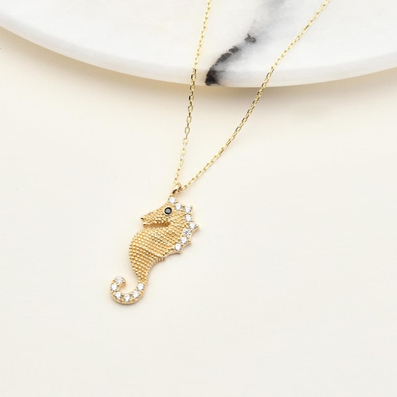 14K Gold Seahorse Necklace, Gold Seahorse Necklace, Seahorse Charm Necklace, Seahorse Symbol Necklace, Animal Necklace, 14K Gold Necklace.