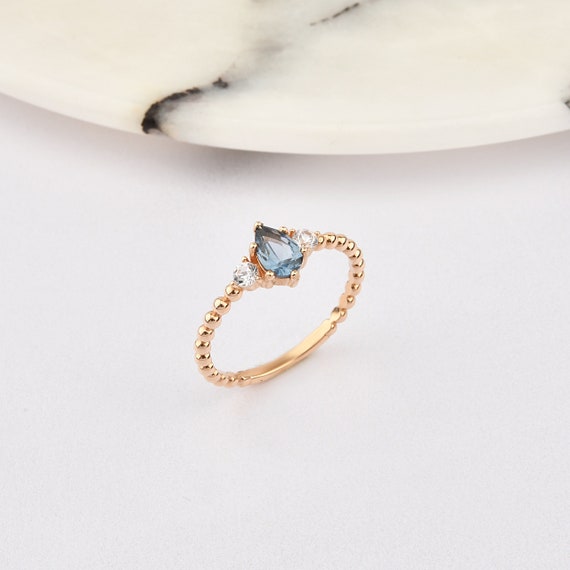 Sapphire Gold Ring, 14K Gold Sapphire Ring, Sapphire Ring, Gemstone Ring, September Birthstone Ring, Sapphire Gemstone Ring, 14K Gold Ring.