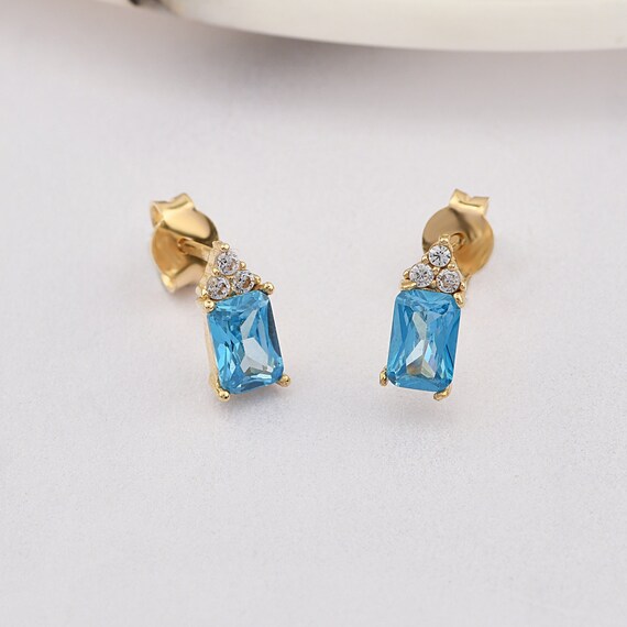 14K Gold Aquamarine Earrings, Aquamarine Gold Earrings, Aquamarine Stud Earrings, Aquamarine Earrings, Gold March Birthstone Earrings.