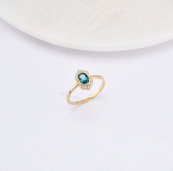 14K Gold Emerald Ring, Gold Emerald Ring, Emerald Ring, Gemstone Gold Ring, May Birthstone Ring, Emerald Gemstone Ring, 14K Gold Ring.