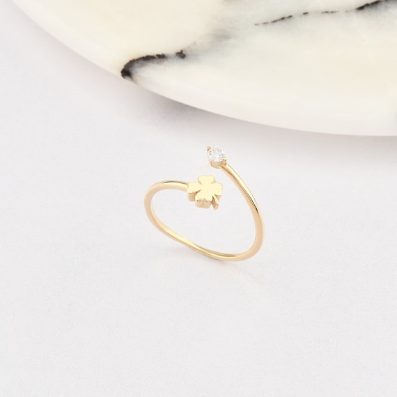 14K Gold Clover Ring, Gold Clover Ring, Clover Ring, Clover Shape Ring, Floral Ring, Clover Leaves Ring, 4 Leaf Clover Ring, 14K Gold Ring.