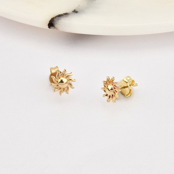 14K Gold Sun Earrings, Sun Gold Earrings, Sun Symbol Earrings, Sun Shape Gold Earrings, Calestial Gold Earrings, 14K Gold Earrings.