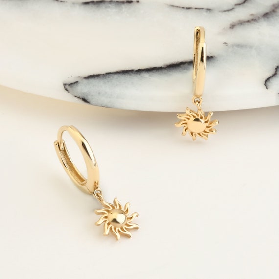 14K Gold Sun Hoop Earrings, Gold Sun Earrings, Calestial Earrings, Gold Hoop Earrings, Sun Earrings, Calestial Hoop Earring, Hoop Earrings.