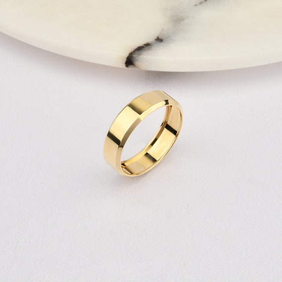 5mm Flat 14K-18K Gold Wedding Band, Diamond Cut Corners Band, Gold Polished Ring, Free Engrave, Comfort Wedding Band, Gold Engagement Ring.