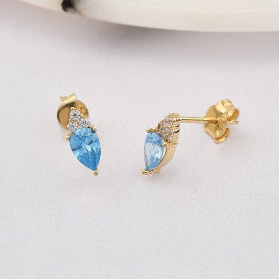 14K Gold Aquamarine Earrings, Aquamarine Gold Earrings, Aquamarine Stud Earrings, Aquamarine Earrings, Gold March Birthstone Earrings.