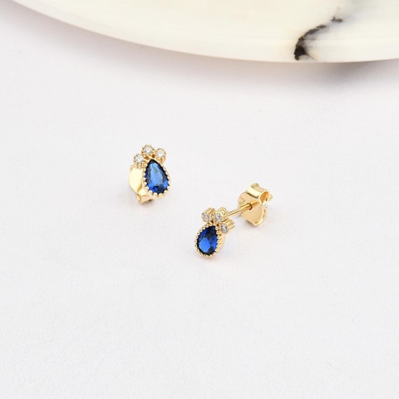 14K Gold Sapphire Earrings, Sapphire Earrings, Sapphire Gold Earring, Sapphire Stud Earrings, Sapphire Gold Earrings, September Birthstone.