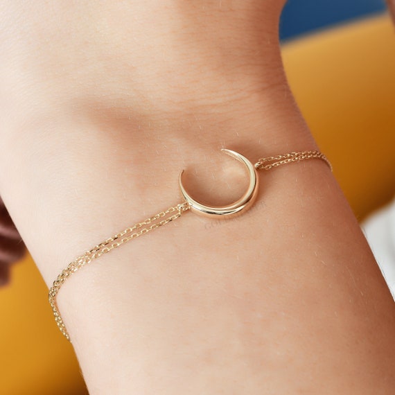 14K Gold Horn Bracelet, Moon Gold Bracelet, Horn Bracelet, Moon Bracelet, 14K Gold Bracelet, Horn Shape Bracelet, 14K Gold Bracelet.