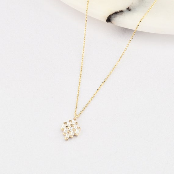 14K Gold Tiny Baguette Necklace, Minimalist Gold Necklace, Baguette Necklace, Baguette Cut Necklace, Baguette Stones Necklace, 14K Gold.