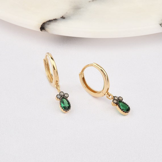 14K Gold Emerald Hoop Earrings, Emerald Gold Earrings, Emerald Stone Earrings, Pear Cut Emerald Earrings, Gold Hoop Earrings, Emerald.