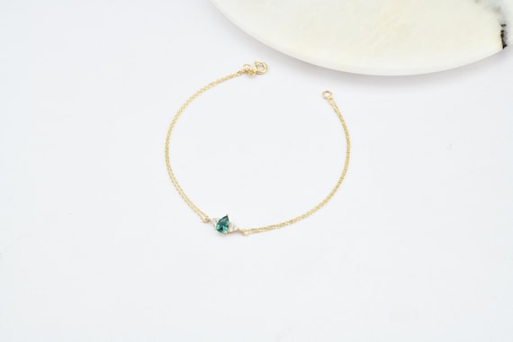 14K Gold Emerald Bracelet, Emerald Stone Bracelet, Emerald Gold Bracelet, May Birthstone Bracelet, Emerald Gemstone Bracelet, 14K Bracelet.