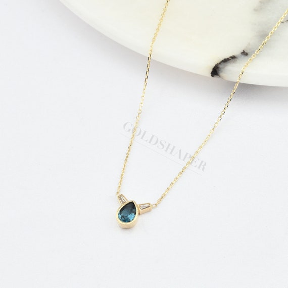 Sapphire Gold Necklace, 14K Gold Sapphire Necklace, Sapphire Charm Necklace, September Birthstone Necklace, Gemstone Necklace, 14K Necklace.