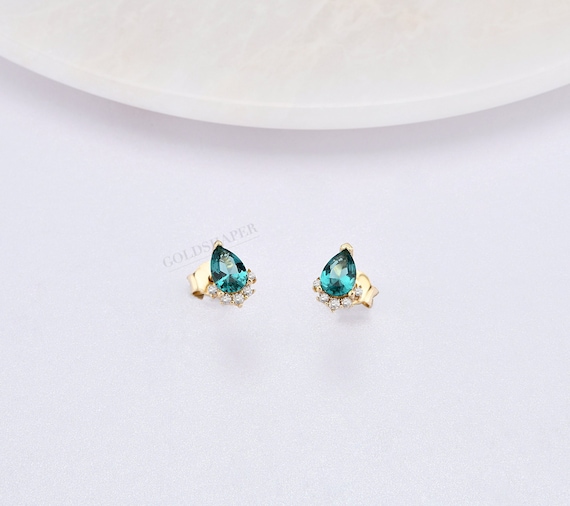 14K Gold Emerald Earrings, Emerald Gold Earrings, Emerald Stud Earrings, Emerald Earrings, Gemstone Gold Earrings, May Birthstone Earrings.