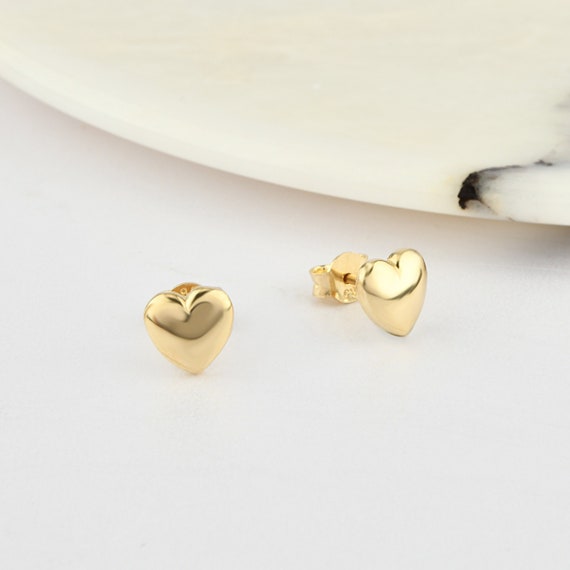 14K Gold Heart Earrings, Heart Gold Earrings, Heart Earrings, Love Earrings, Heart Stud Earrings, 14K Gold Earrings, Gold Stud Earrings.