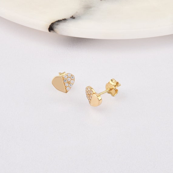 14K Gold Heart Earrings, Heart Gold Earrings, Heart Earrings, Love Earrings, Heart Stud Earrings, 14K Gold Earrings, Gold Stud Earrings.