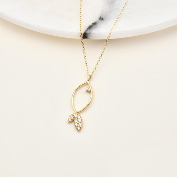 14K Gold Fish Necklace, Gold Fish Necklace, Fish Charm Necklace, Fish Symbol Necklace, Animal Gold Necklace, 14K Gold Necklace.