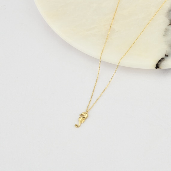 14K Gold Seahorse Necklace, Gold Seahorse Necklace, Seahorse Charm Necklace, Seahorse Symbol Necklace, Animal Necklace, 14K Gold Necklace.