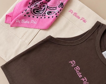 Personalisiertes Sorority-Stickset: Tanktop, Tragetasche, Bandana