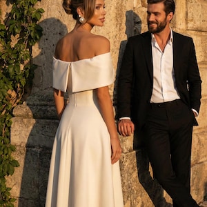 romantic off shoulder dress Elegant Ivory Off-Shoulder Bridal Gown with Romantic Slit Plus Size Size 14