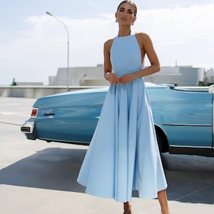 Light Blue Midi Elegant Dress Without Sleeves and Halter