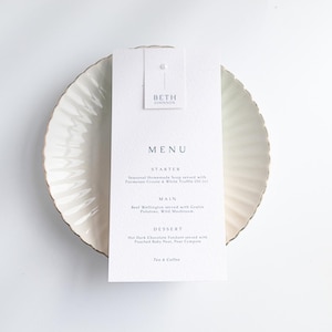 Menu weselne Pearl z etykietą imienną | Klasyczne menu weselne | Wizytówka weselna | Karty menu weselnego | Nowoczesne wesele | 'Perla'