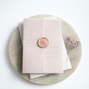Blush Hochzeitseinladung Set | Pergament Hochzeitseinladung mit Wachs Siegel | Moderne Hochzeit | Elegante Hochzeitseinladung Set |