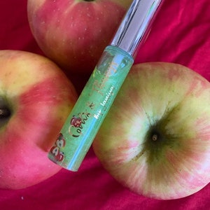 Green Apple Moisturizing Lip gloss