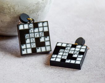 Pendientes de crucigrama hechos a mano