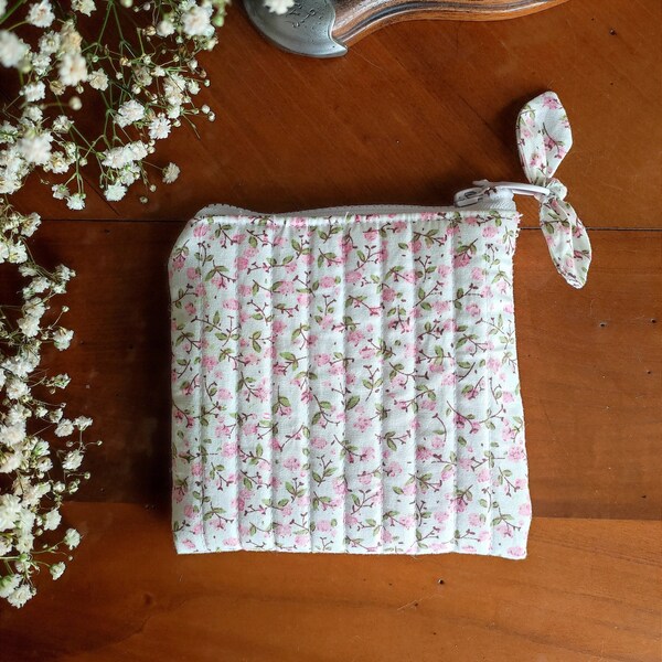 Monedero handmade de flores.