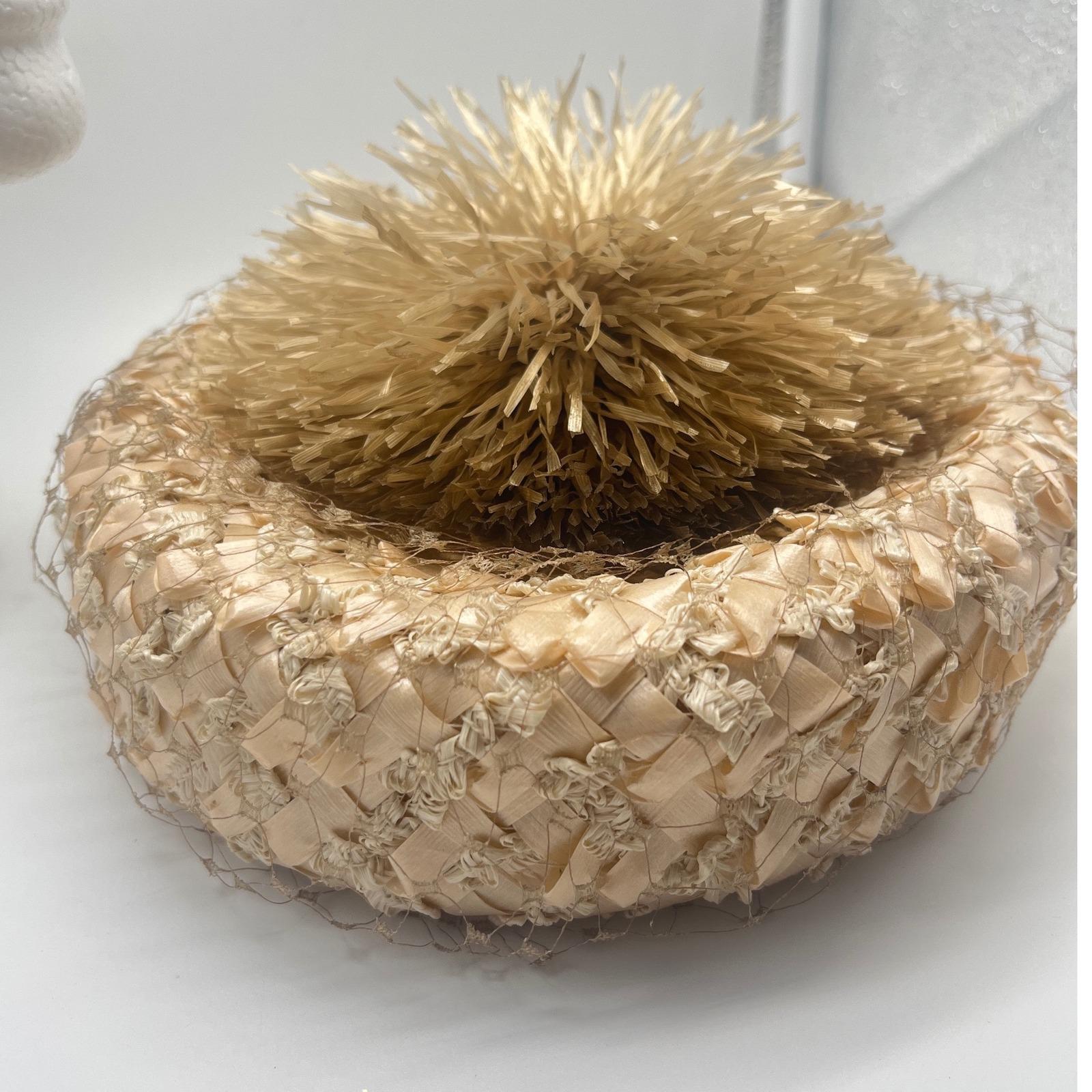 Vintage Cellophane Straw Jean Sutton Pill Box Hat Spiky Poof  display picture 3