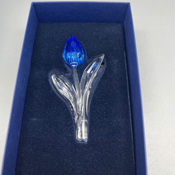 スワロフスキークリスタル ブルー ファセット チューリップ フィギュア