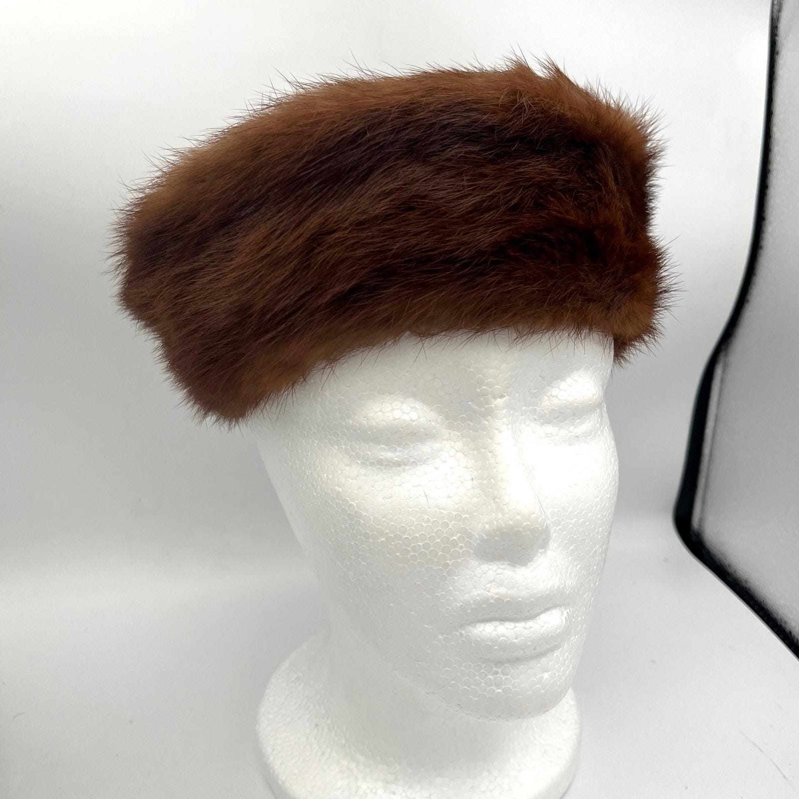 Vintage Siberian Fur Store Tokyo Mink Fur Pillbox Hat  1950s 1960s Mid Century Vintage Blonde Mink Pillbox Hat With Bow – Very Breezy main image 2