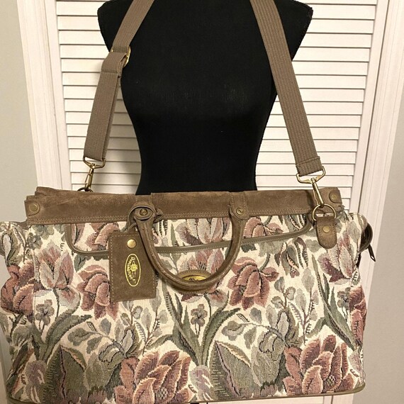 Vintage 1980 Floral Tapestry Over Night Bag/Shoul… - image 7