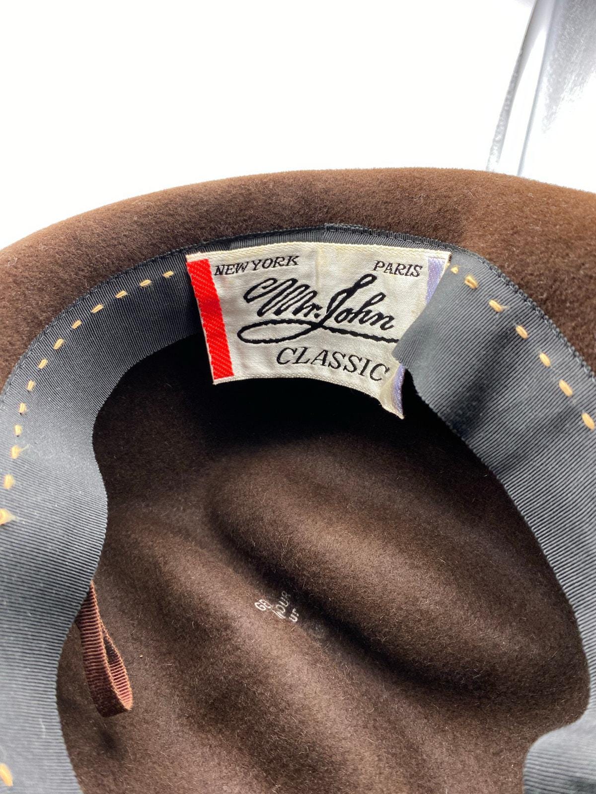 Vintage 1960s Mr John Hat OS Classic  Brown‎ NY Paris Imported Fur Velour Women Mr John Classic Vintage Hat Austria Brown Felt Faux Fur Roll  main image 4
