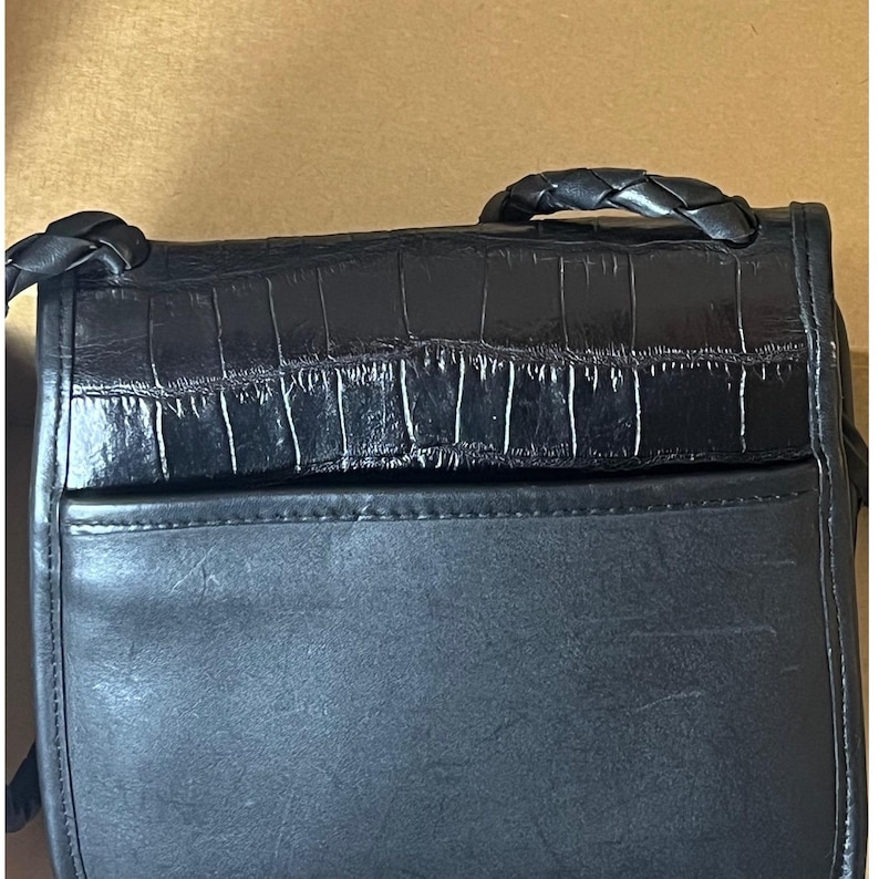 Vtg Brighton Braided Heart Saddle Bag croc embossed Box and Dustbag 1990s image 7