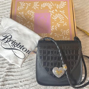 Vtg Brighton Braided Heart Saddle Bag croc embossed Box and Dustbag 1990s image 8