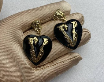 Black heart-shaped earrings, size 4.5 cm
