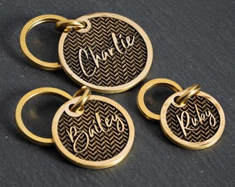 Placa de identificación grabada personalizada para mascotas, de latón macizo, de doble cara, para perro, gato o identificación.