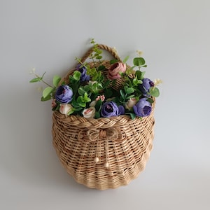 Wicker Door Basket for Flowers, Hanging Wall Basket, Summer Front Door Decor, Rustic Woven Wall Pocket, Cottagecore Porch Decoration