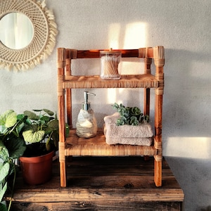 Tischregal aus Korbgeflecht, freistehendes Thekenregal aus Naturholz, kleines 2-stöckiges Regal für Spa-Badezimmer, Küche oder Wohnzimmer