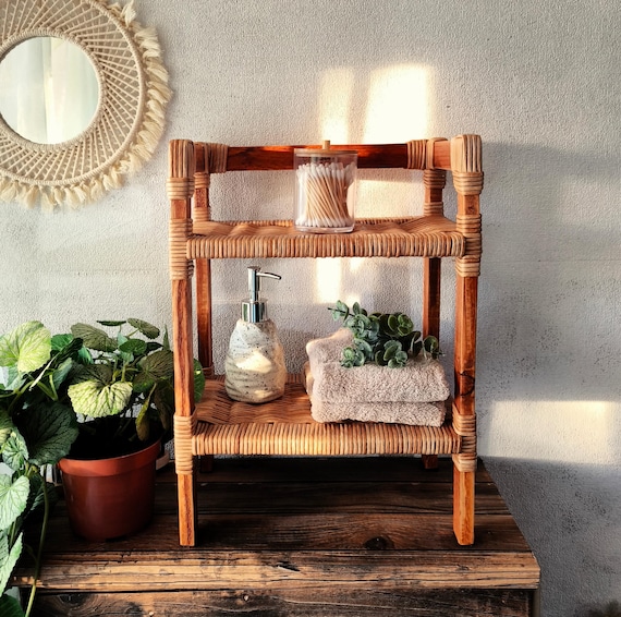 Tischregal aus Korbgeflecht, freistehendes Thekenregal aus Naturholz, kleines 2-stöckiges Regal für Spa-Badezimmer, Küche oder Wohnzimmer