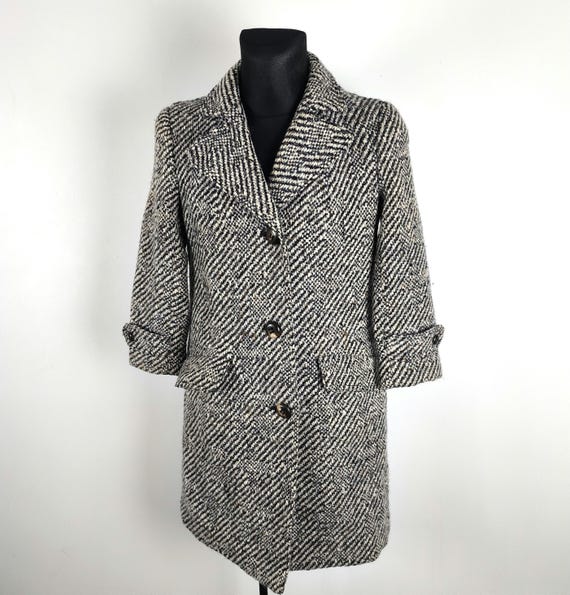 Retro 70s Herringbone Tweed Trench Coat / Classic Pure Wool