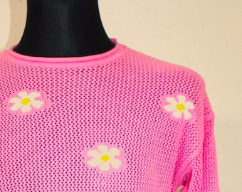 Pull rose au crochet, pull marguerite, motif au crochet, cardigan à fleurs, cardigan marguerite, cardigan en tricot vintage, pull rose, pull barbie M