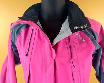 Vintage BERGANS of Norway Ski Jacket: Pink Logo Waterproof Hooded, Medium Women