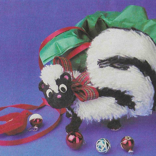 Skunk Amigurumi Vintage Christmas Skunk Toy for Child Pole Cat Crochet Pattern Pepe Le Pew