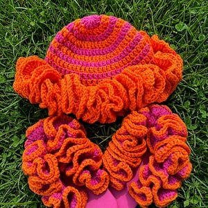 Green Ruffle Crochet Hat - Etsy display picture 3