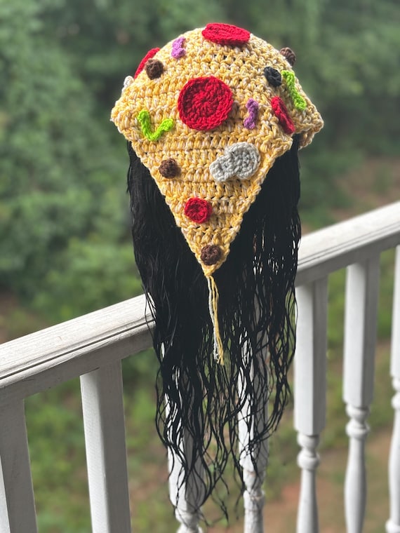 supreme | crochet pizza bandana
