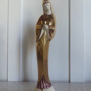 Vintage Porcelain Ceramic Praying Mary - Madonna - Figurine - Statue -