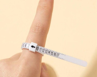 Ring sizer - Adjustable plastic ring size finder