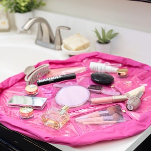 Make-up-Tasche mit Kordelzug - Wasserfester, gesteppter Kosmetik-Organizer mit Fächern - Kompakte Reise-Make-up-Tasche