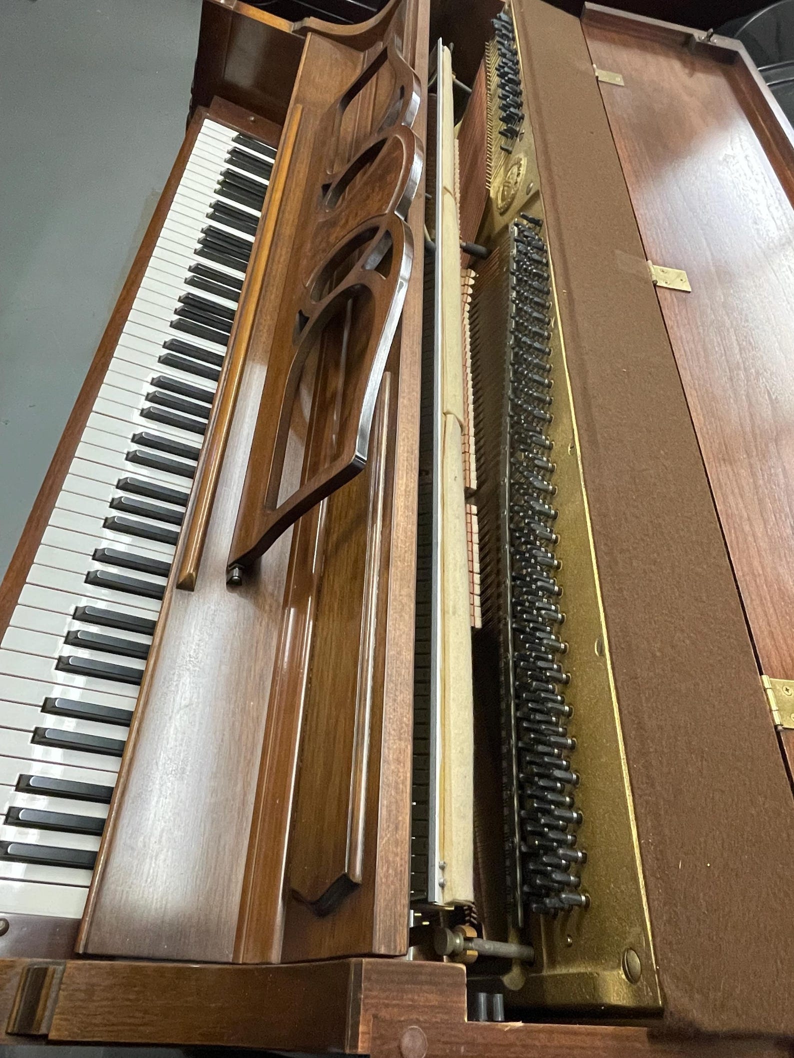 Yamaha Console Upright Piano Walnut Fluted Legs - Reduced Price - Etsy